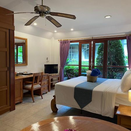 The Pavillon By The Pace Phuket Boutique Resort Rawai Exterior photo