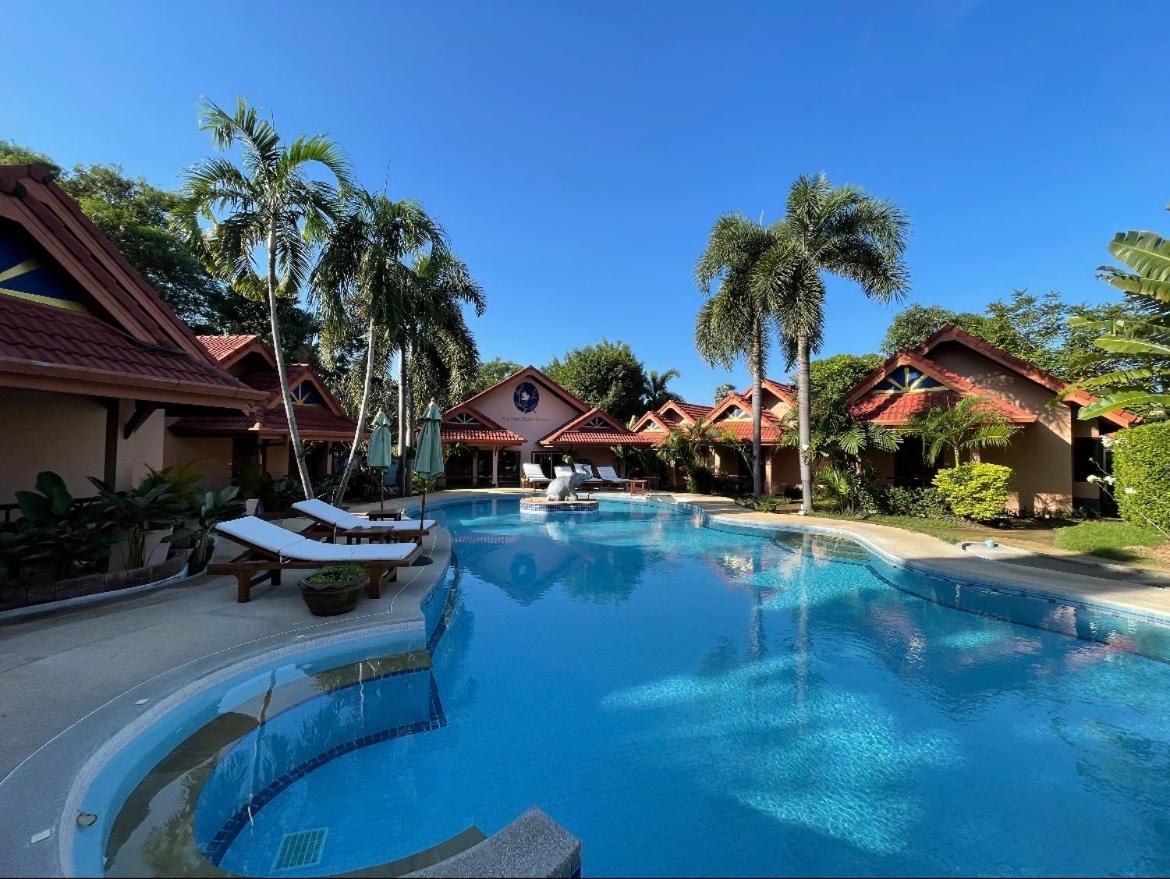 The Pavillon By The Pace Phuket Boutique Resort Rawai Exterior photo